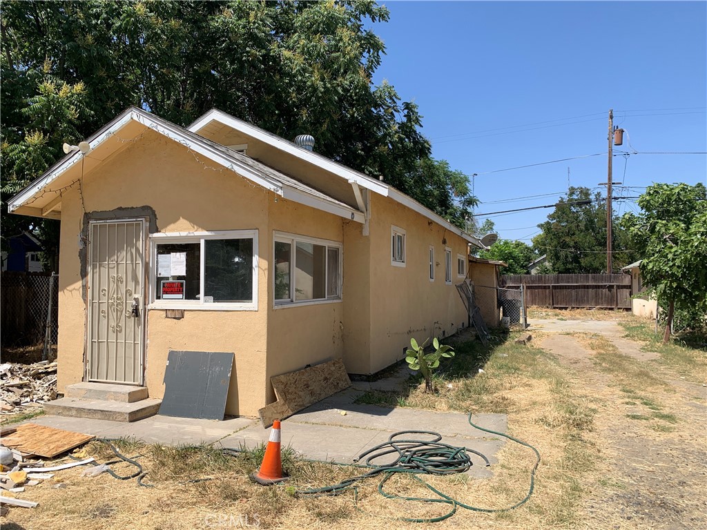 23 E Main Street, Merced, CA 95340 - MLS#: MC23074793