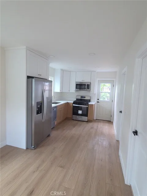 9613 Wilmington Avenue, Los Angeles, CA MLS: CV25106446