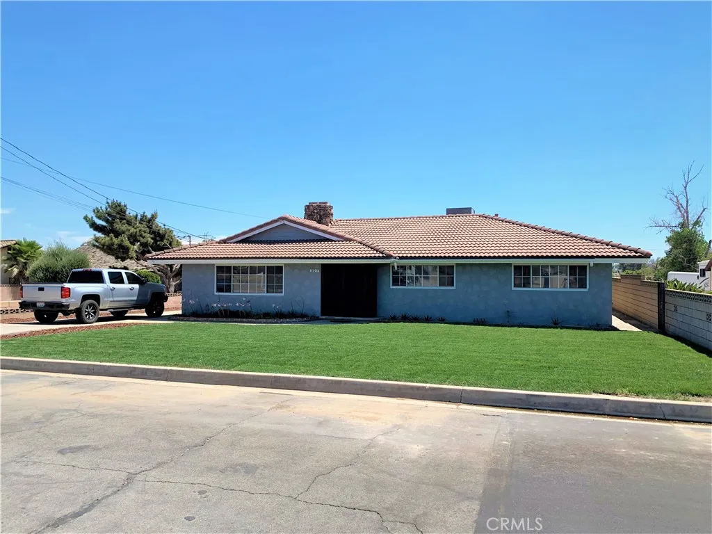 18015 Pine Avenue, Fontana, CA 92335