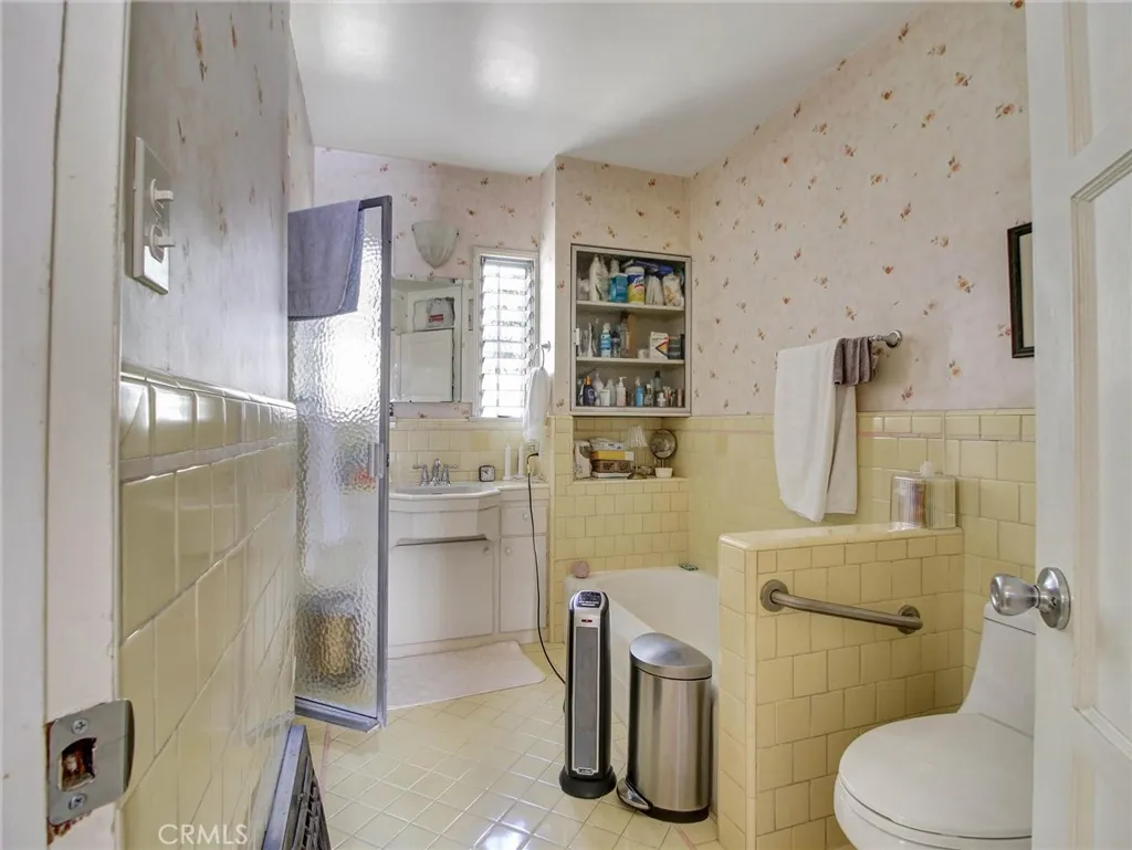 Additional image 13 of 4637 Presidio Drive, View Park, CA 90008