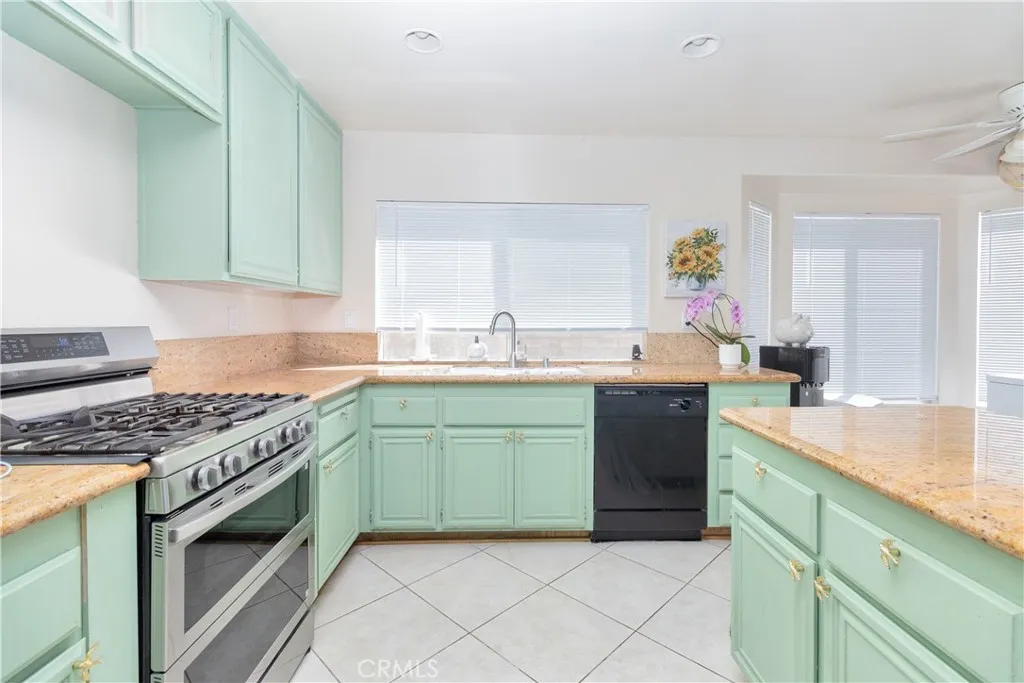 Additional image 20 of 1212 Date Palm Dr, Palmdale, CA 93551