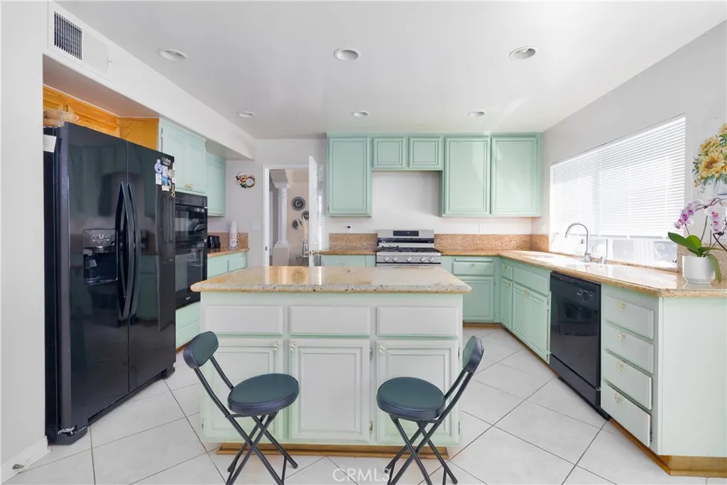 Additional image 62 of 1212 Date Palm Dr, Palmdale, CA 93551