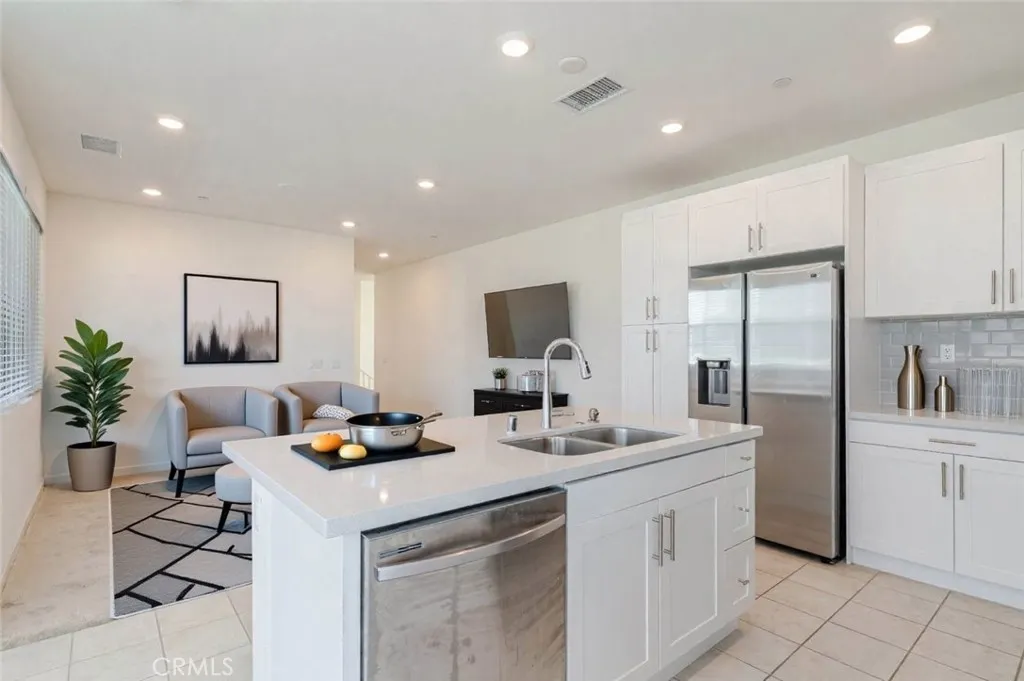 Additional image 7 of 3570 E Peckham Paseo Unit 5, Ontario, CA 91761