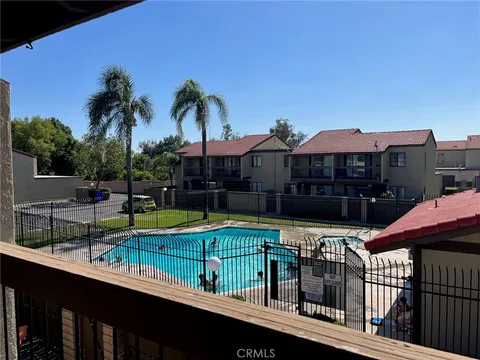 9250 Citrus Ave. Unit E, Fontana, CA MLS: SR25094573
