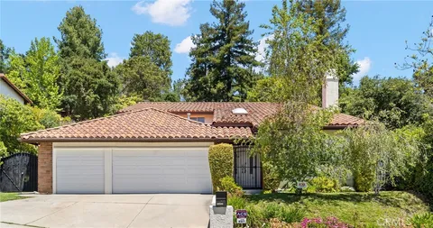 10411 Windtree Drive, Los Angeles, CA MLS: SR25109759