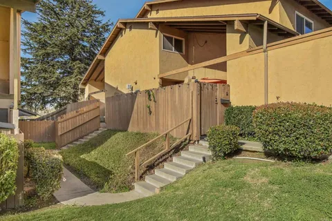 1450 Melrose Ave. Unit 31, Chula Vista, CA MLS: PTP2501239