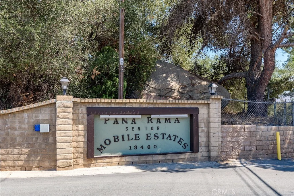 13460 Highway 8 Business Unit 74, Lakeside, CA 92040