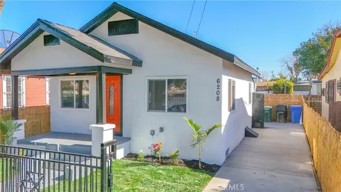 6208 Converse Avenue, Los Angeles, CA 90001 - MLS#: DW25070669