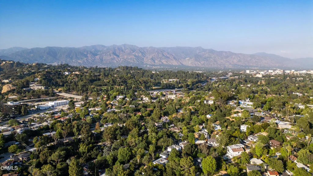 Additional image 114 of 253 Redwood Drive, Pasadena, CA 91105