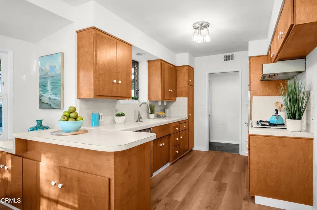 Additional image 71 of 253 Redwood Drive, Pasadena, CA 91105