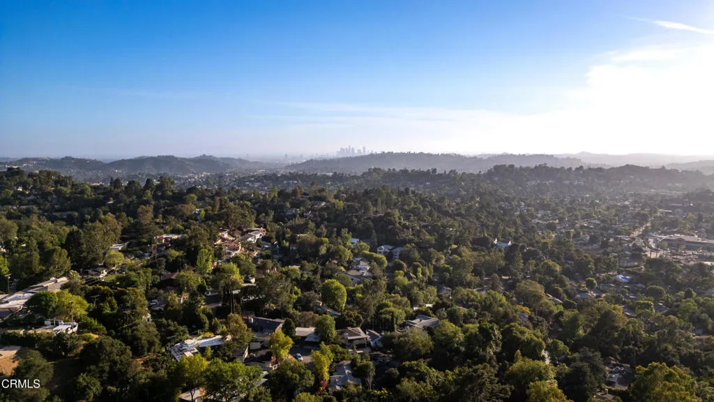 Additional image 117 of 253 Redwood Drive, Pasadena, CA 91105