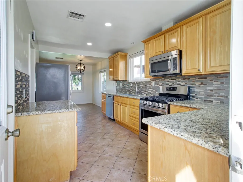 Additional image 92 of 12202 Orange Dr, Whittier, CA 90601