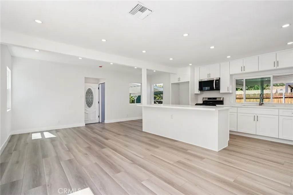 Additional image 5 of 11034 Scoville Ave, Sunland, CA 91040
