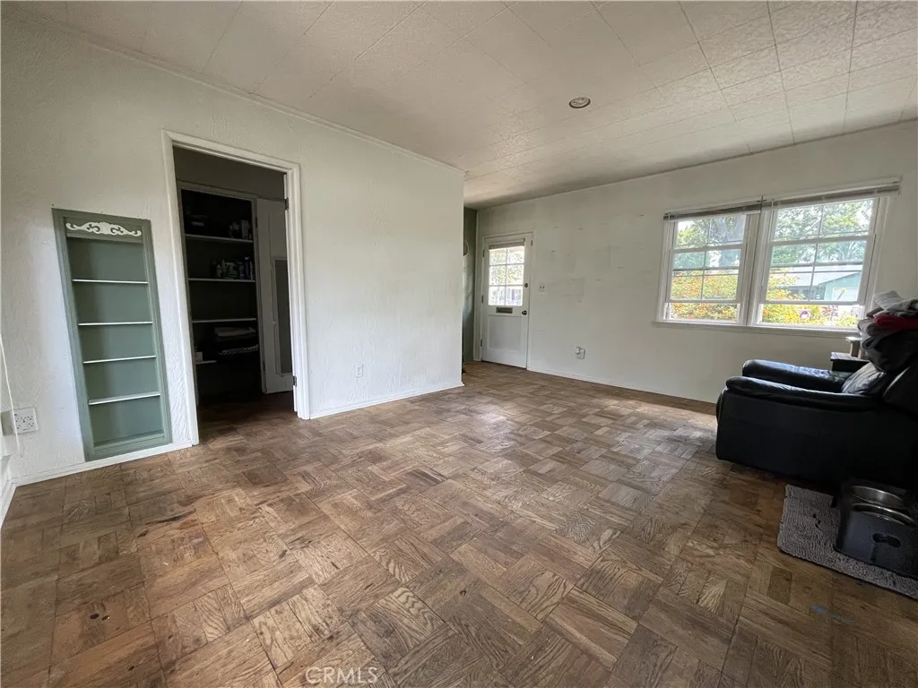Additional image 15 of 17435 Runnymede Street, Van Nuys, CA 91406