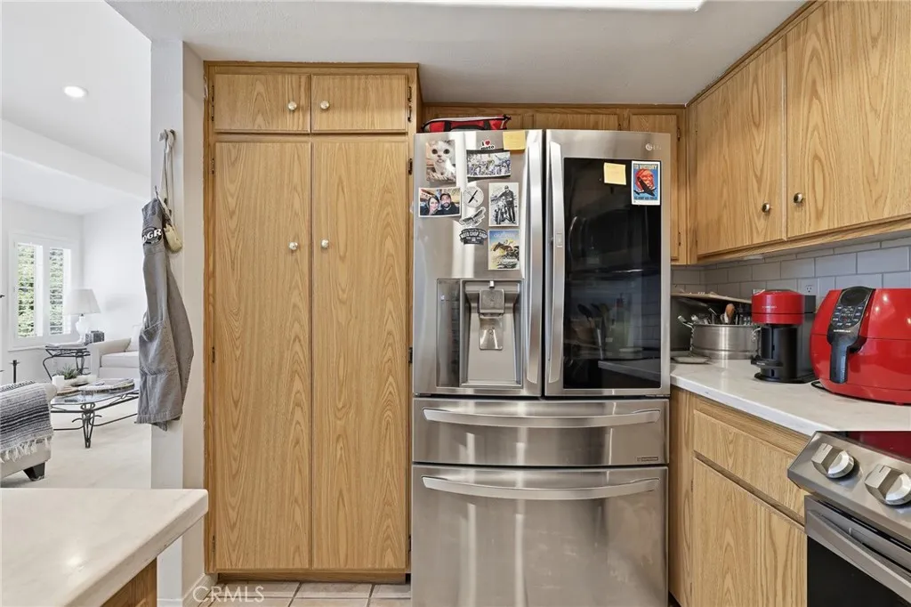 Additional image 7 of 18408 Hatteras Street Unit 14, Tarzana, CA 91356