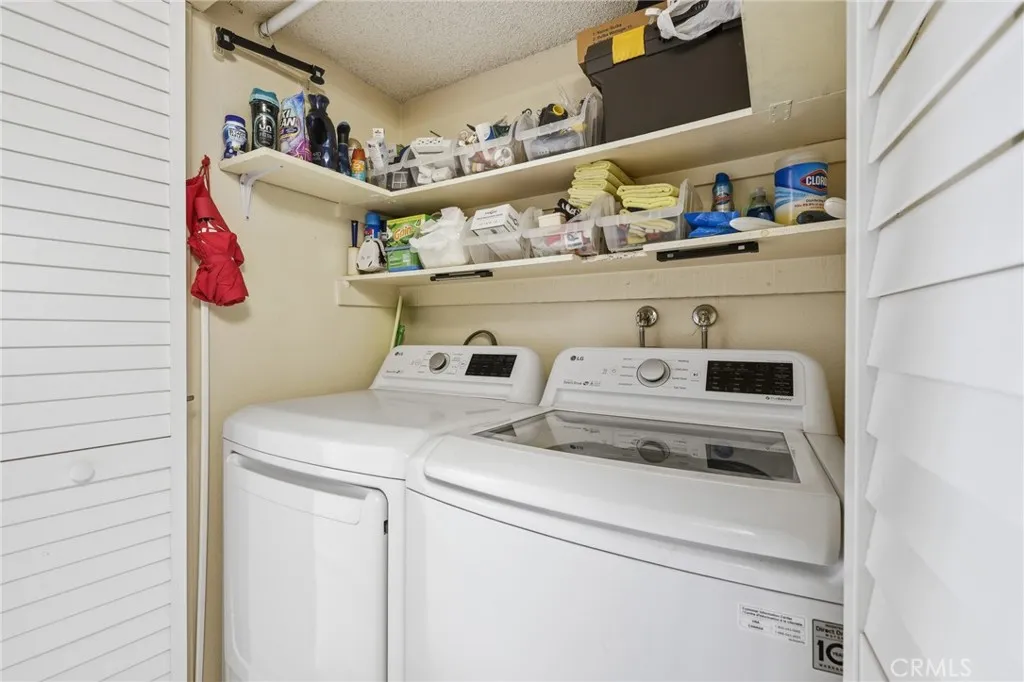 Additional image 11 of 18408 Hatteras Street Unit 14, Tarzana, CA 91356