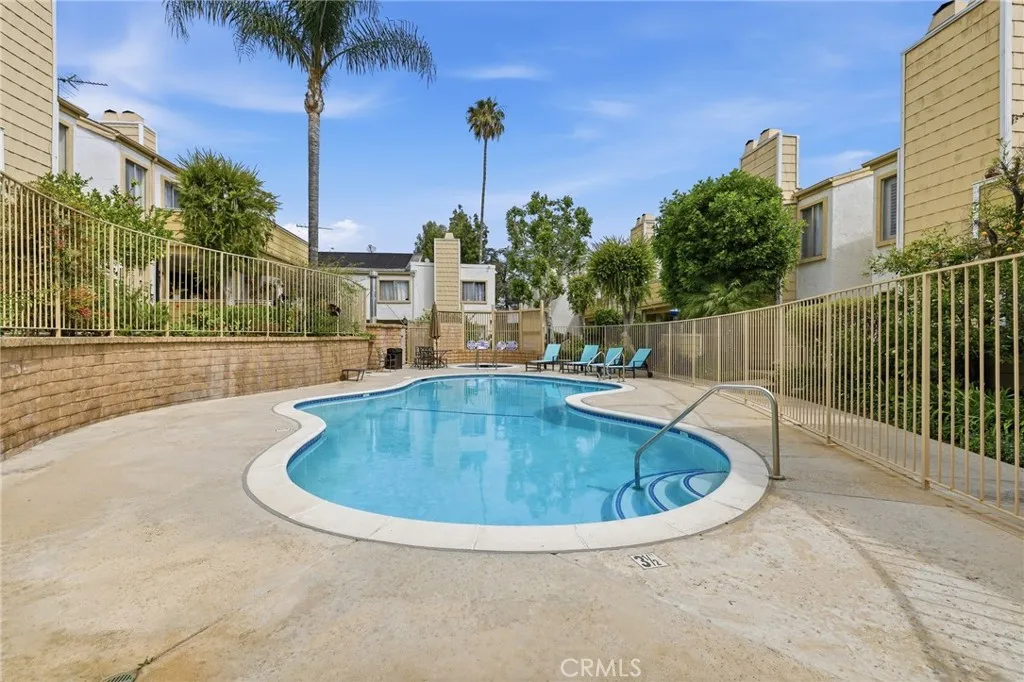 Additional image 45 of 18408 Hatteras Street Unit 14, Tarzana, CA 91356