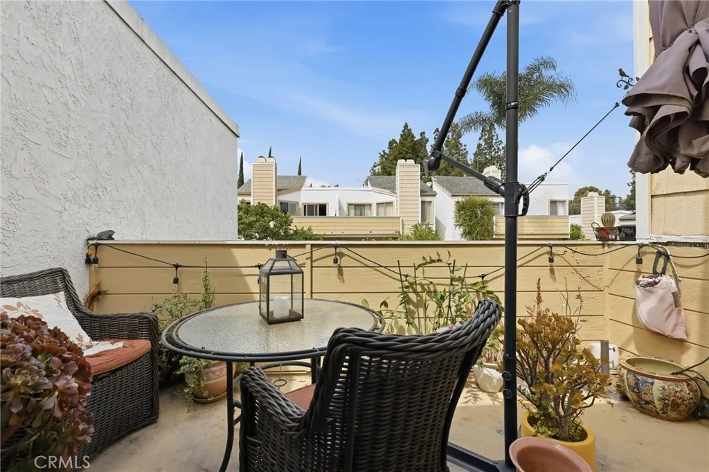 Additional image 19 of 18408 Hatteras Street Unit 14, Tarzana, CA 91356