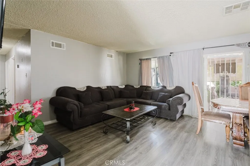 Additional image 47 of 45437 Andale Avenue, Lancaster, CA 93535