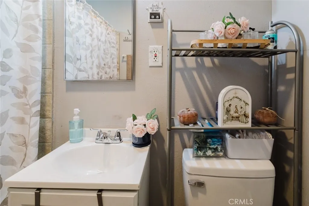 Additional image 68 of 45437 Andale Avenue, Lancaster, CA 93535