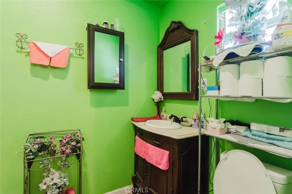 Additional image 60 of 45437 Andale Avenue, Lancaster, CA 93535