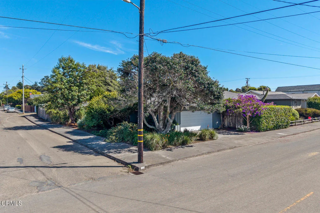 400 Winifred Street, Fort Bragg, CA 95437