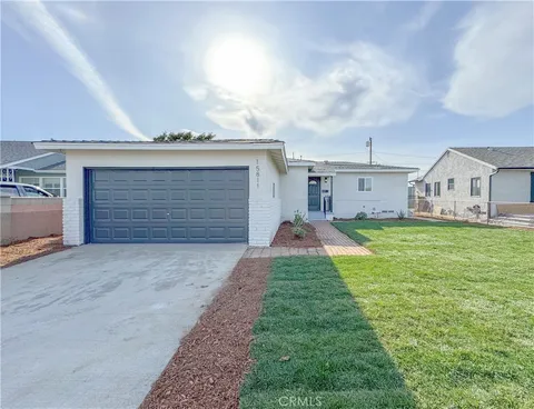 15811 S Tarrant Avenue, Compton, CA MLS: IG25055551
