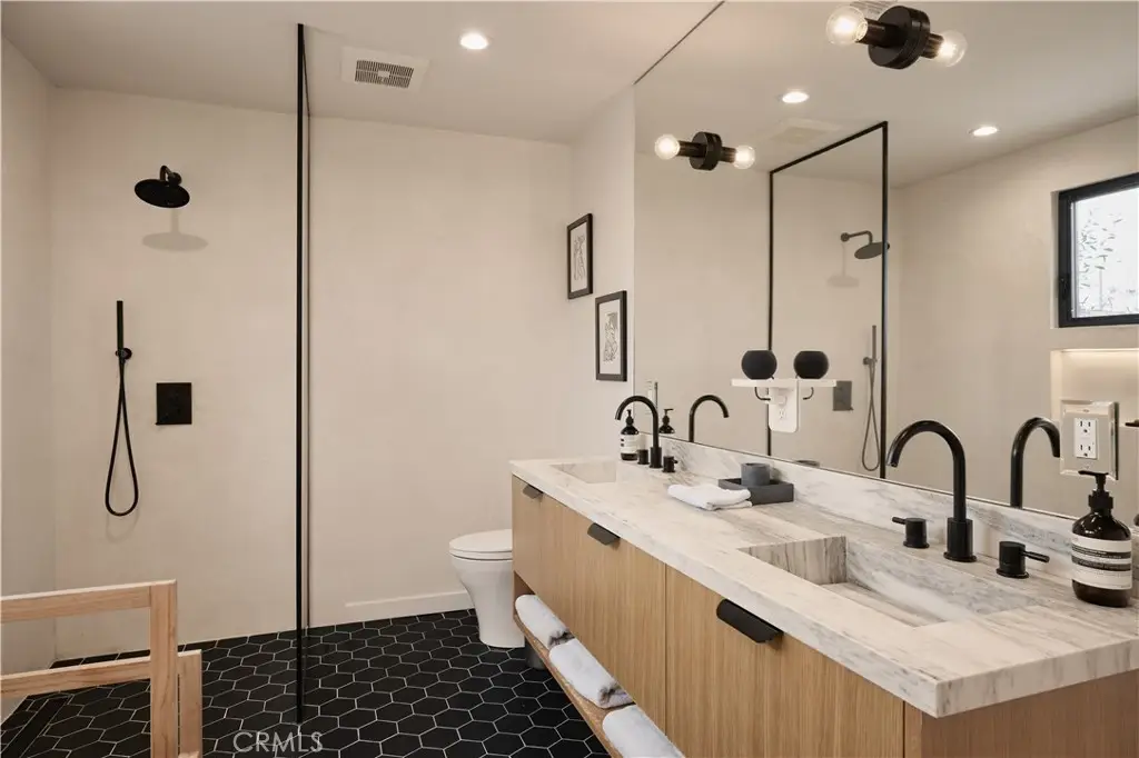 Additional image 11 of 13916 La Maida Street, Sherman Oaks, CA 91423