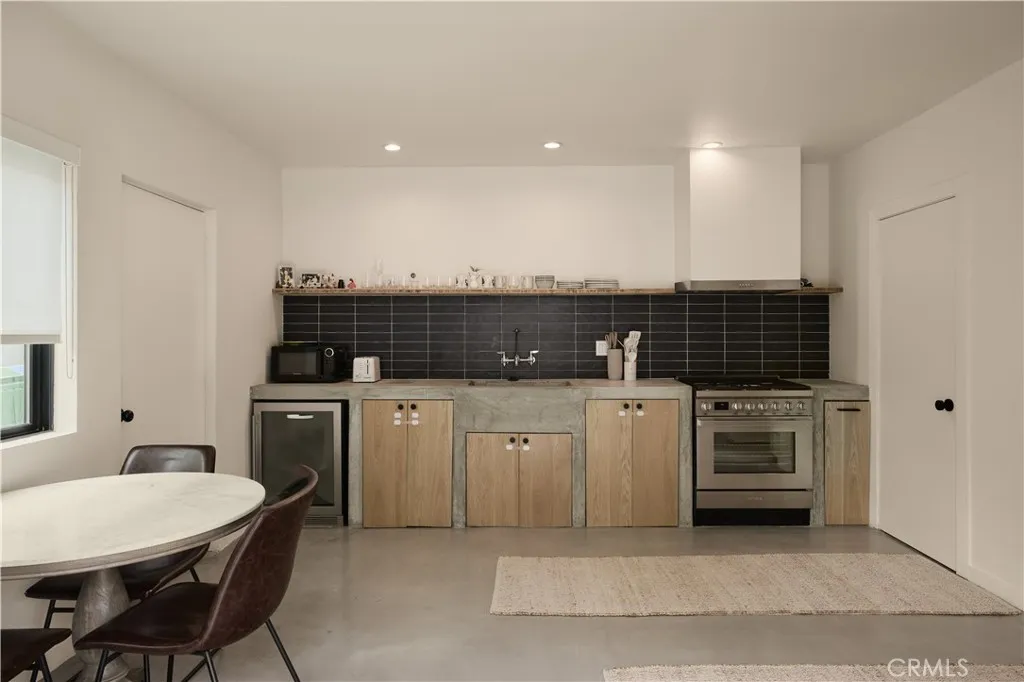 Additional image 23 of 13916 La Maida Street, Sherman Oaks, CA 91423