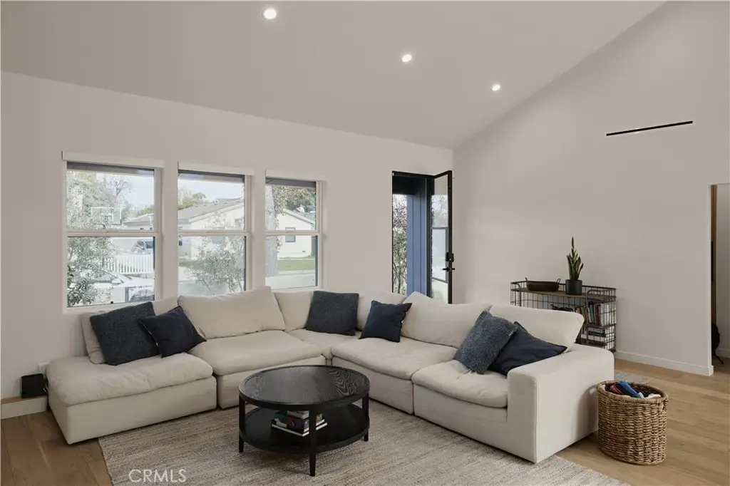 Additional image 9 of 13916 La Maida Street, Sherman Oaks, CA 91423