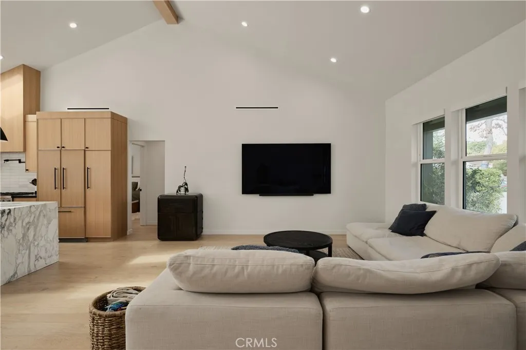 Additional image 39 of 13916 La Maida Street, Sherman Oaks, CA 91423