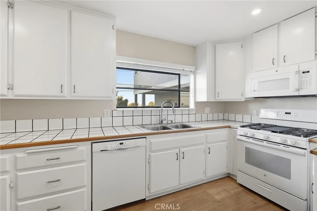 Additional image 53 of 4070 Bluff Street, Torrance, CA 90505