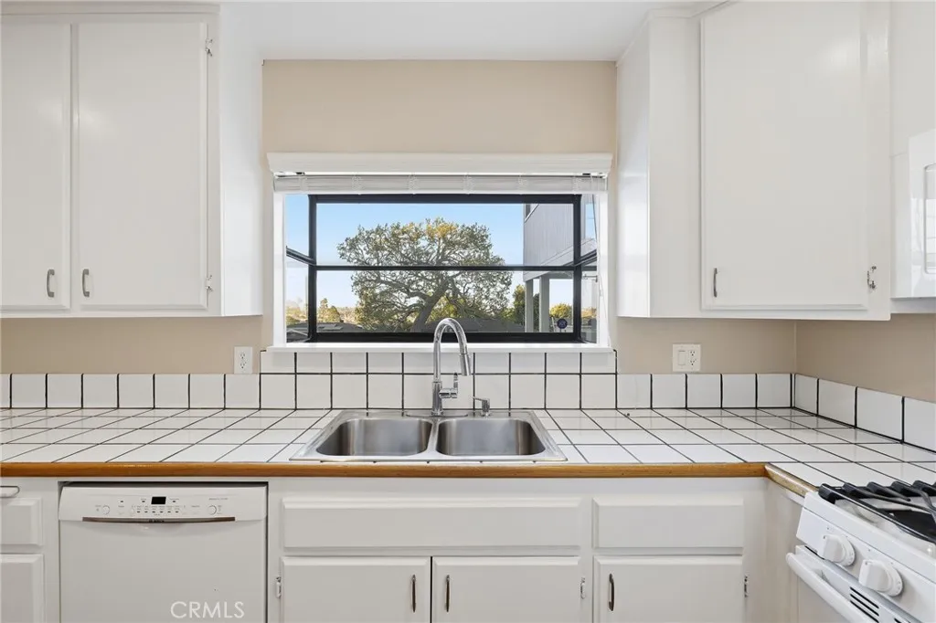 Additional image 10 of 4070 Bluff Street, Torrance, CA 90505