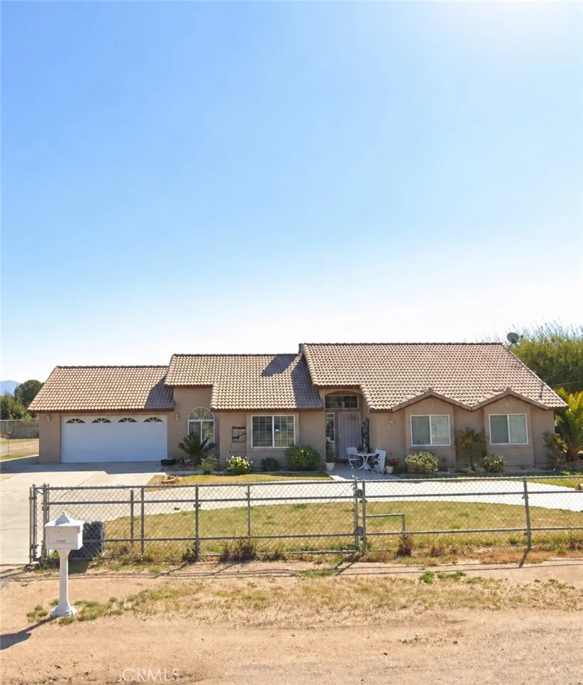 9873 Hawthorne Ave, Hesperia, CA 92345