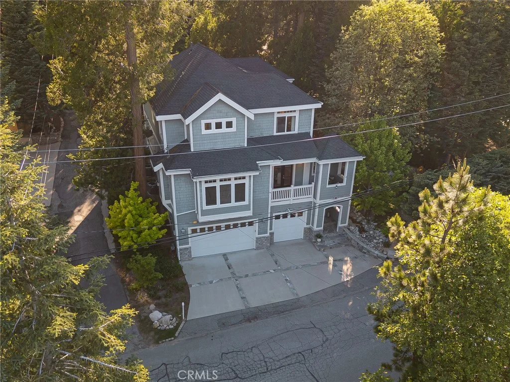 26385 Walnut Hills Drive, Lake Arrowhead, CA 92352
