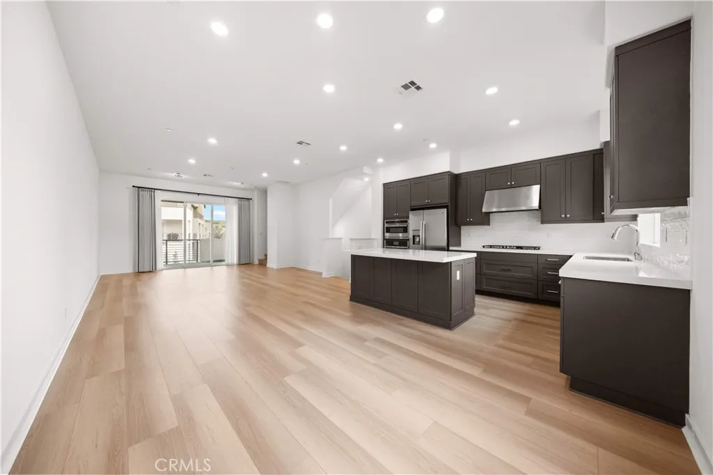 Additional image 84 of 312 Tank, Irvine, CA 92618