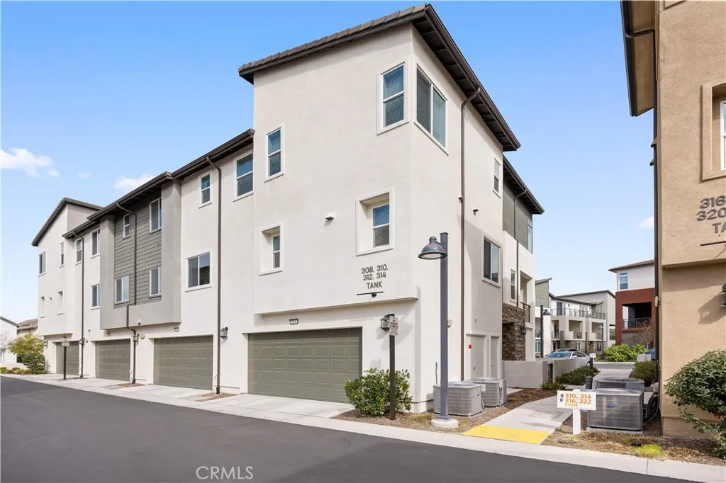 Additional image 4 of 312 Tank, Irvine, CA 92618