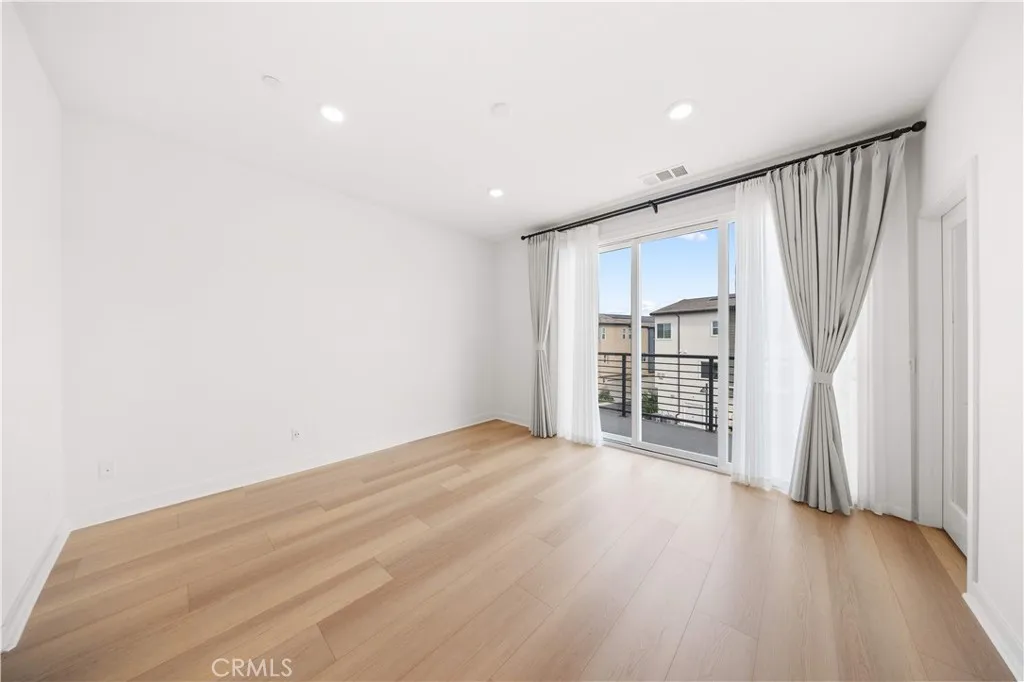 Additional image 102 of 312 Tank, Irvine, CA 92618