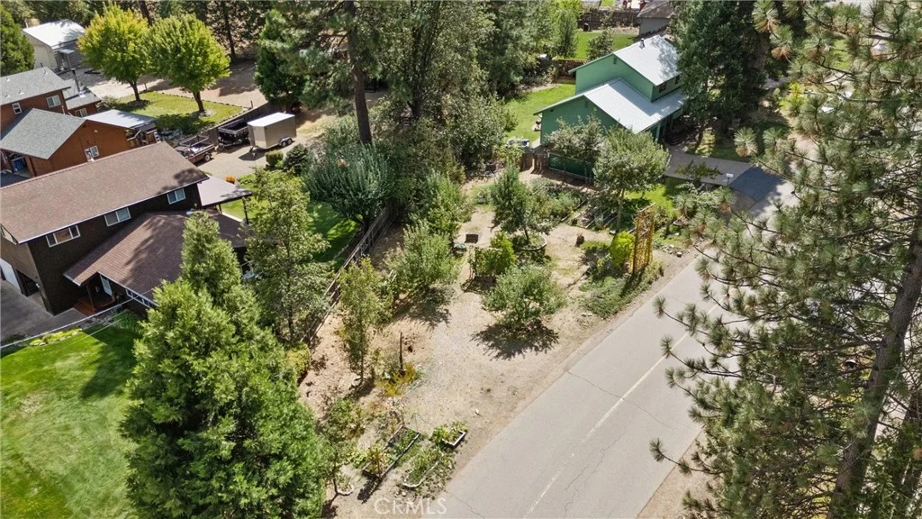 400 1st St, , CA 95971