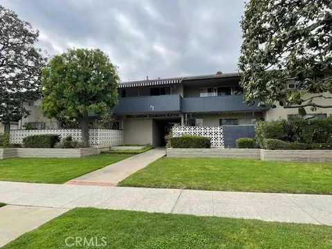 545 N Holliston Avenue Unit 4, Pasadena, CA MLS: AR25067159