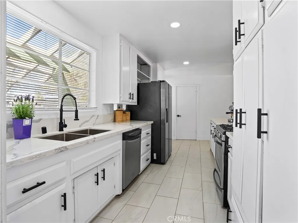 Additional image 35 of 1112 E Avenue J4, Lancaster, CA 93535