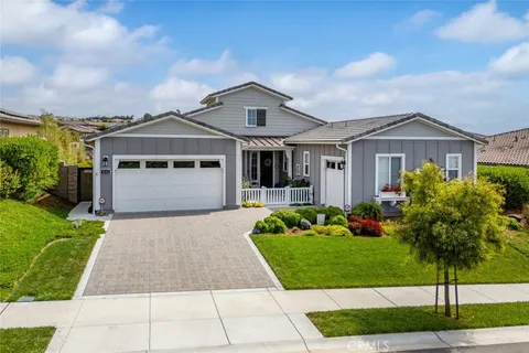 1045 Gracie Lane, Nipomo, CA MLS: PI25026587