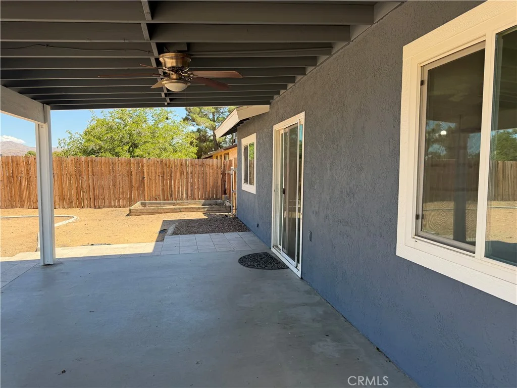 21360 Sandia Rd, Apple Valley, CA 92308