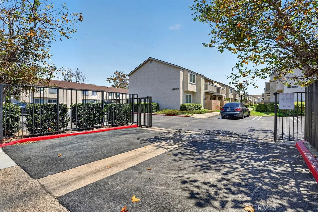 8512 Belmont St Unit 31, Cypress, CA 90630