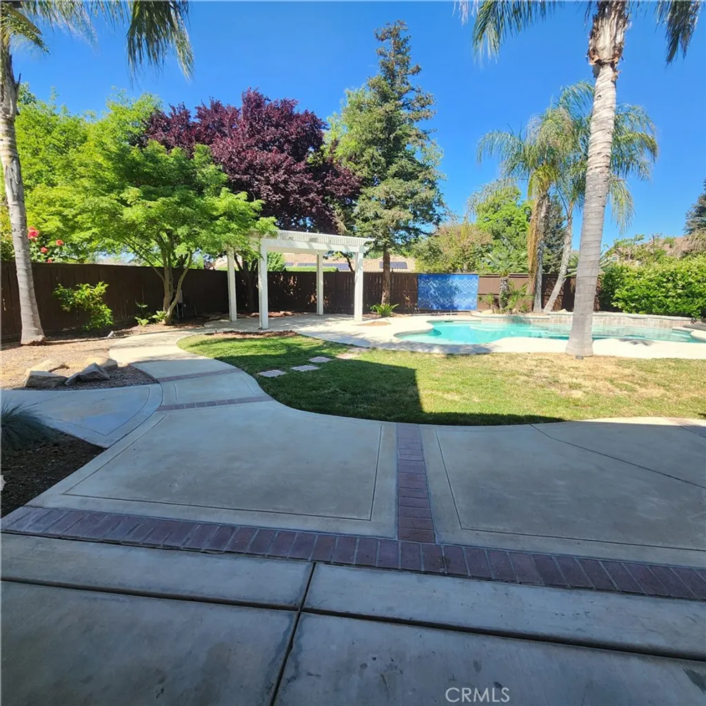 Additional image 50 of 4479 N Emerald Peak Drive, Clovis, CA 93619
