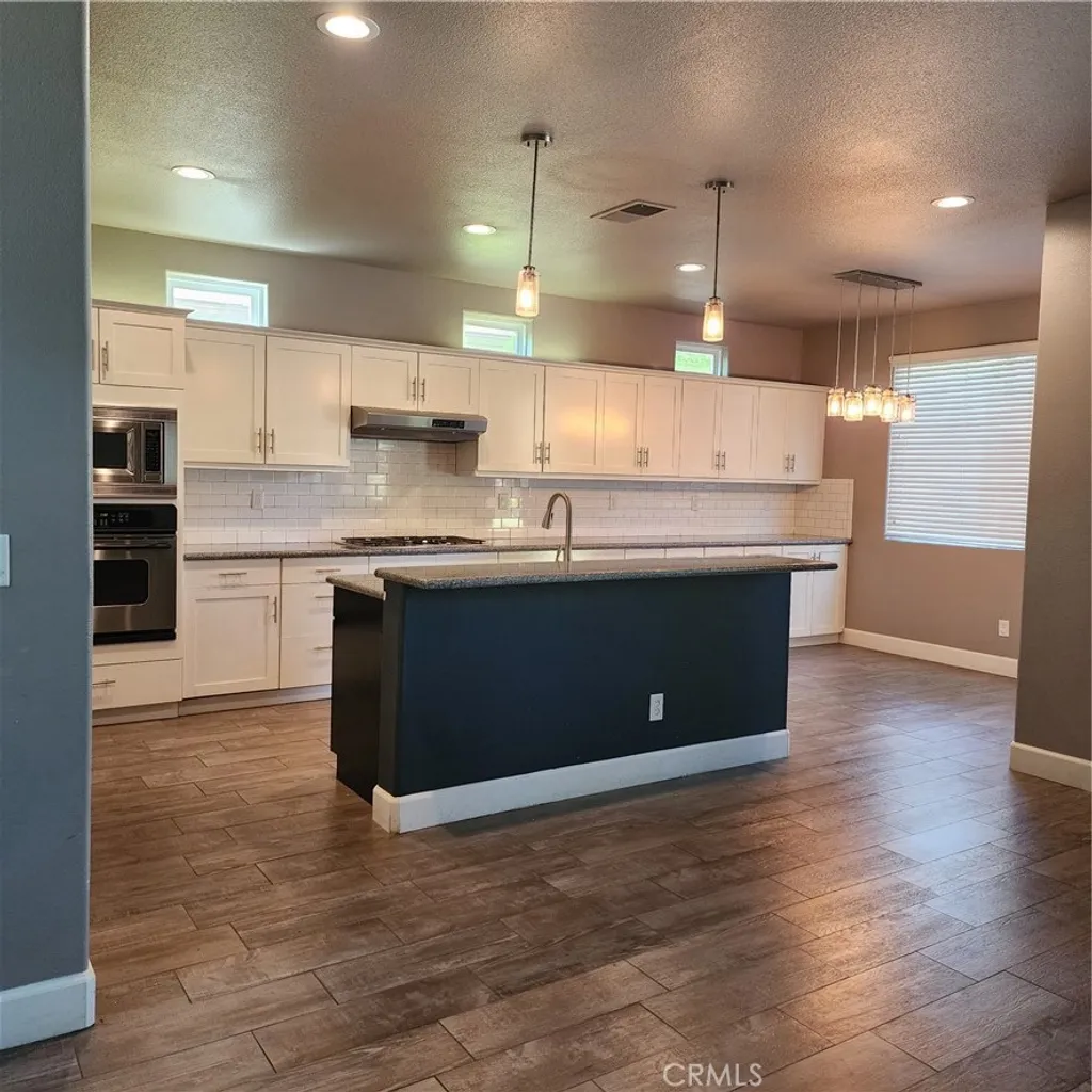 Additional image 11 of 4479 N Emerald Peak Drive, Clovis, CA 93619