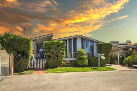 2574 Apple Lane Unit 191, Oxnard, CA MLS: V1-28841