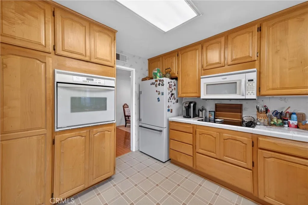 Additional image 40 of 26331 Long Oak Dr, Newhall, CA 91321