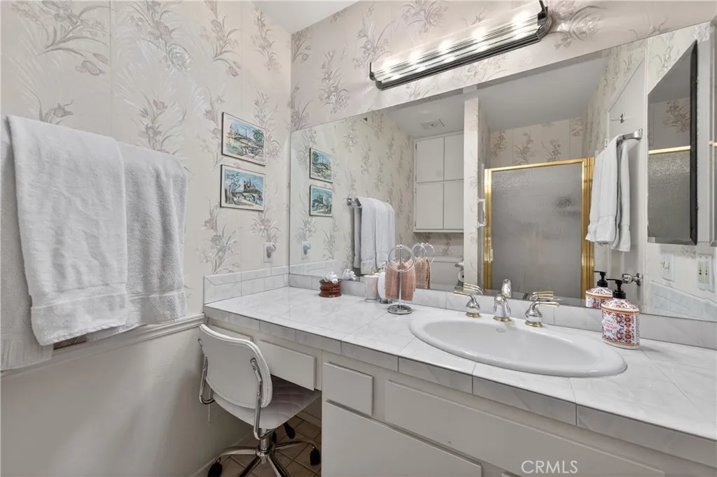 Additional image 46 of 26331 Long Oak Dr, Newhall, CA 91321