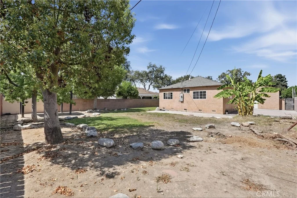 206 E Rosslynn Ave, Fullerton, CA 92832